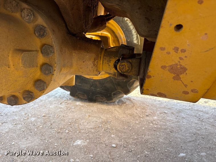 image for item FC2044 2013 John Deere 310SK backhoe