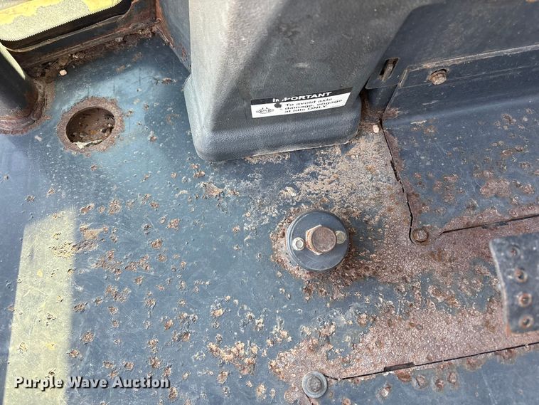 image for item FC2044 2013 John Deere 310SK backhoe