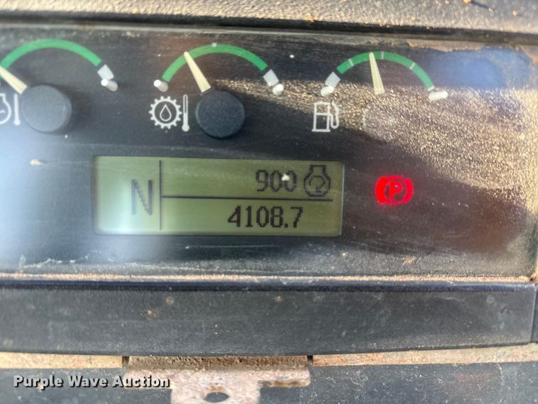 image for item FC2044 2013 John Deere 310SK backhoe