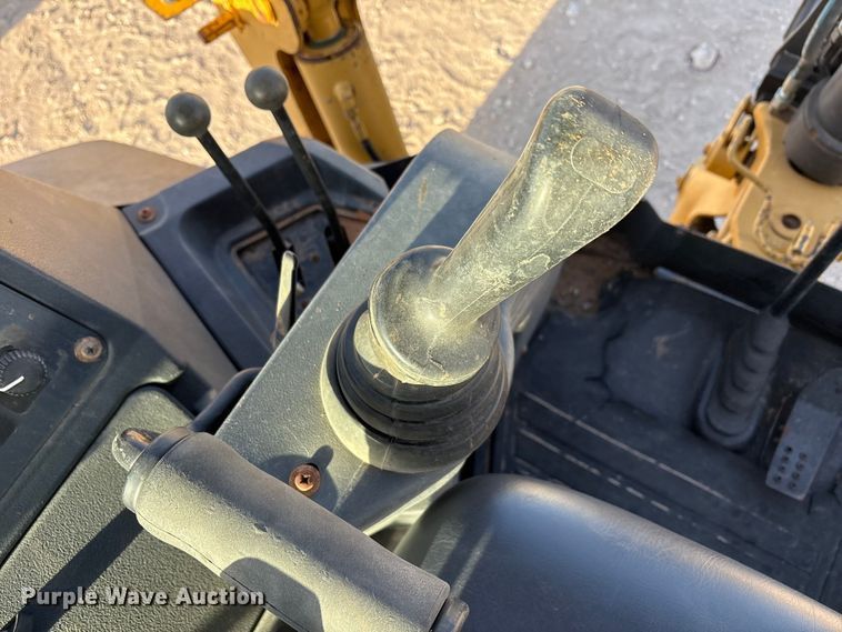 image for item FC2044 2013 John Deere 310SK backhoe