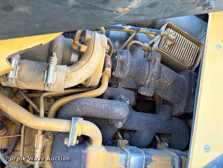 image for item FC2044 2013 John Deere 310SK backhoe