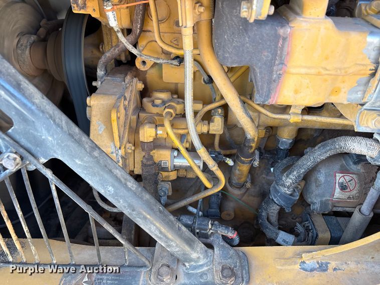 image for item FC2044 2013 John Deere 310SK backhoe