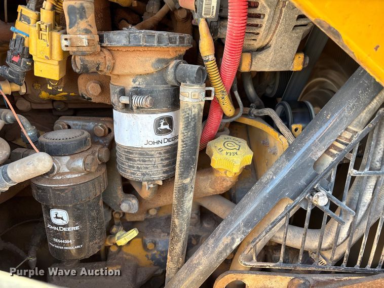 image for item FC2044 2013 John Deere 310SK backhoe