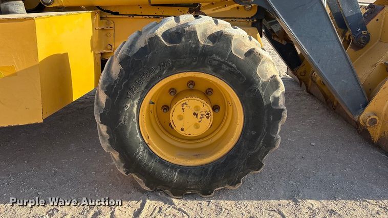 image for item FC2044 2013 John Deere 310SK backhoe