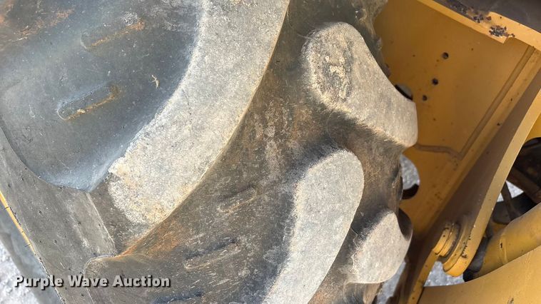 image for item FC2044 2013 John Deere 310SK backhoe