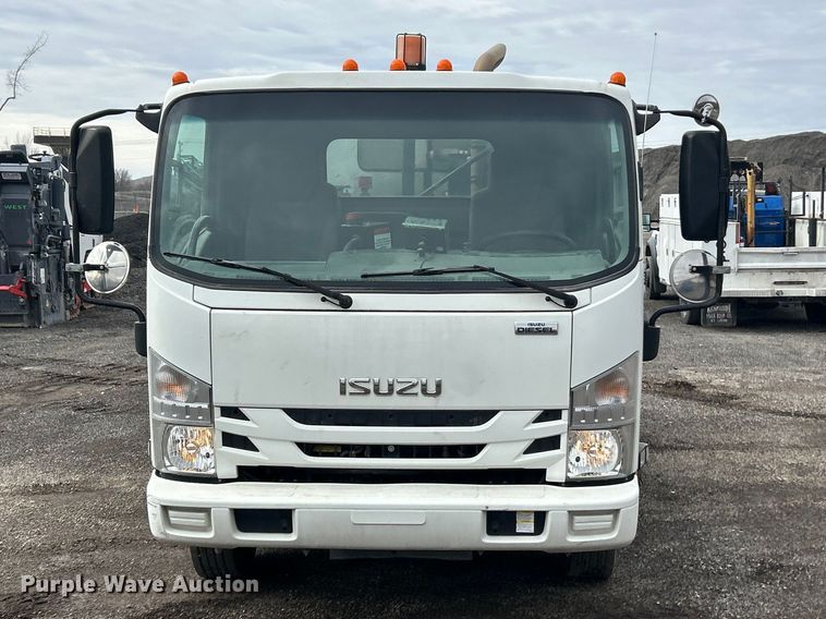 image for item FC5072 2018 Isuzu NRR street sweeper truck