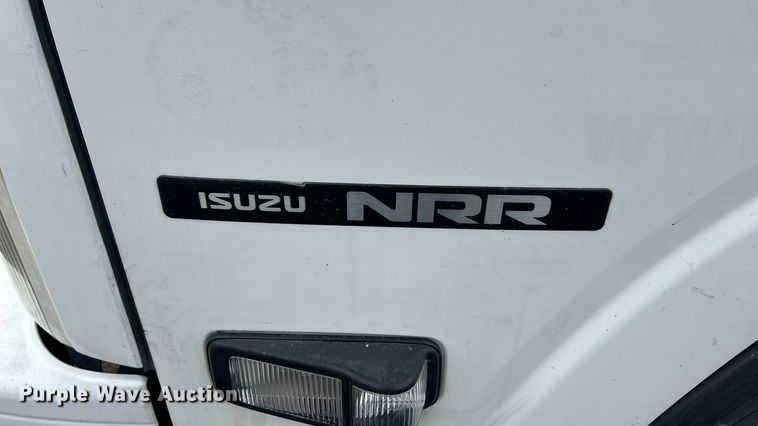 image for item FC5072 2018 Isuzu NRR street sweeper truck