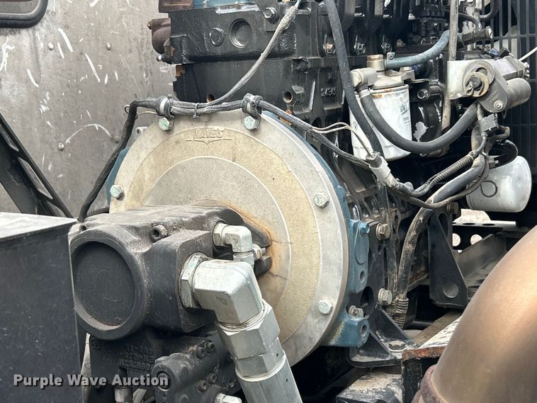 image for item FC5072 2018 Isuzu NRR street sweeper truck