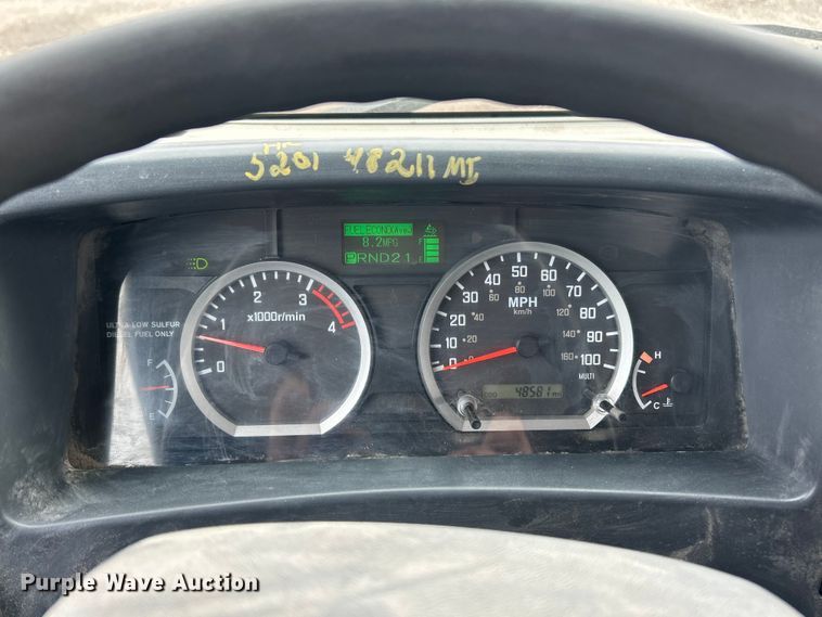 image for item FC5072 2018 Isuzu NRR street sweeper truck