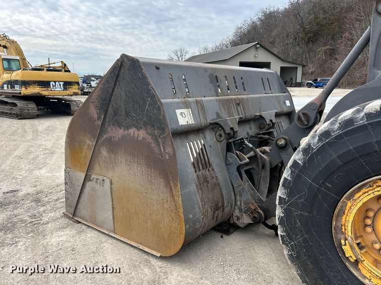 image for item FC5076 2011 Volvo L110F wheel loader