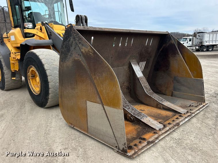 image for item FC5076 2011 Volvo L110F wheel loader