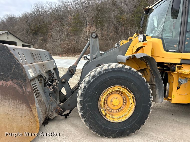 image for item FC5076 2011 Volvo L110F wheel loader