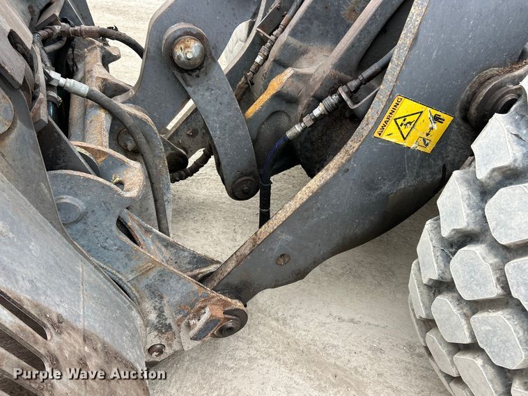 image for item FC5076 2011 Volvo L110F wheel loader