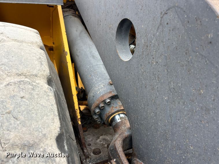 image for item FC5076 2011 Volvo L110F wheel loader