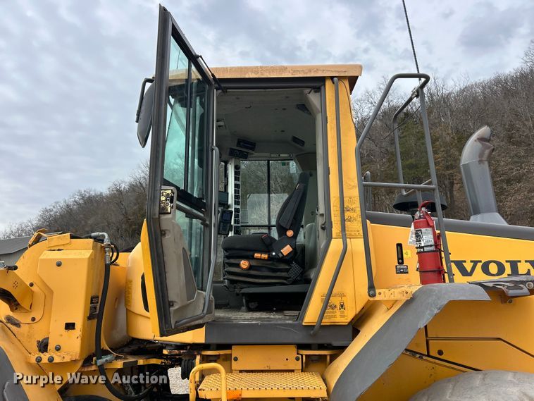 image for item FC5076 2011 Volvo L110F wheel loader