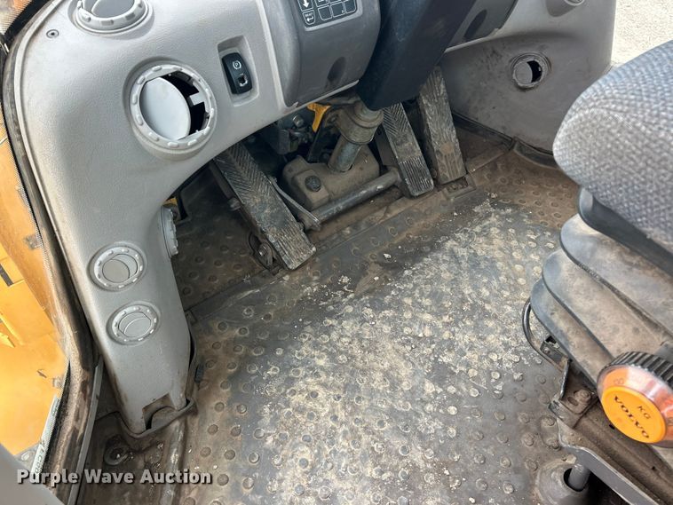 image for item FC5076 2011 Volvo L110F wheel loader