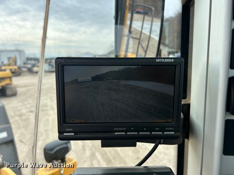 image for item FC5076 2011 Volvo L110F wheel loader