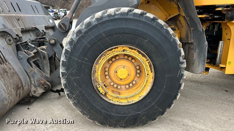 image for item FC5076 2011 Volvo L110F wheel loader