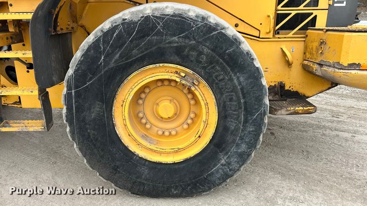 image for item FC5076 2011 Volvo L110F wheel loader