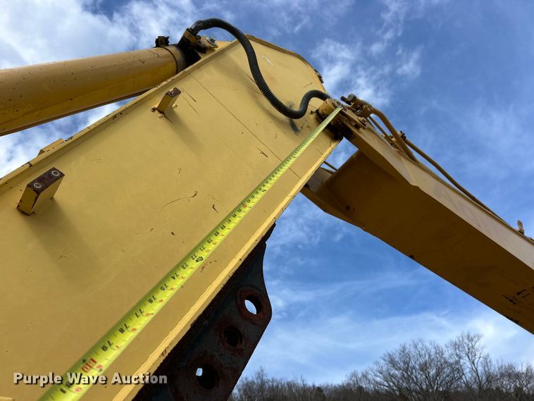 image for item FC5077 2005 Caterpillar 322C L excavator