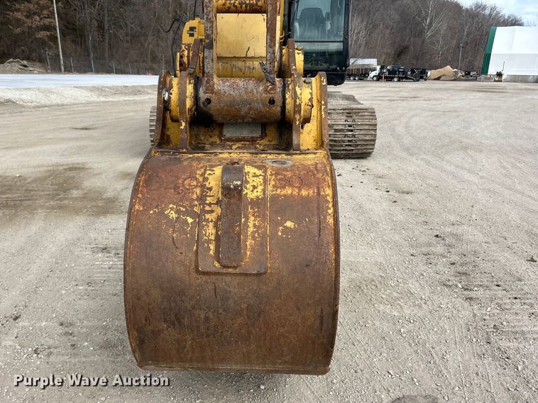 image for item FC5077 2005 Caterpillar 322C L excavator