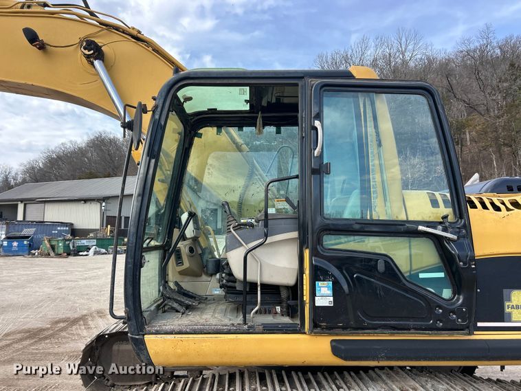 image for item FC5077 2005 Caterpillar 322C L excavator