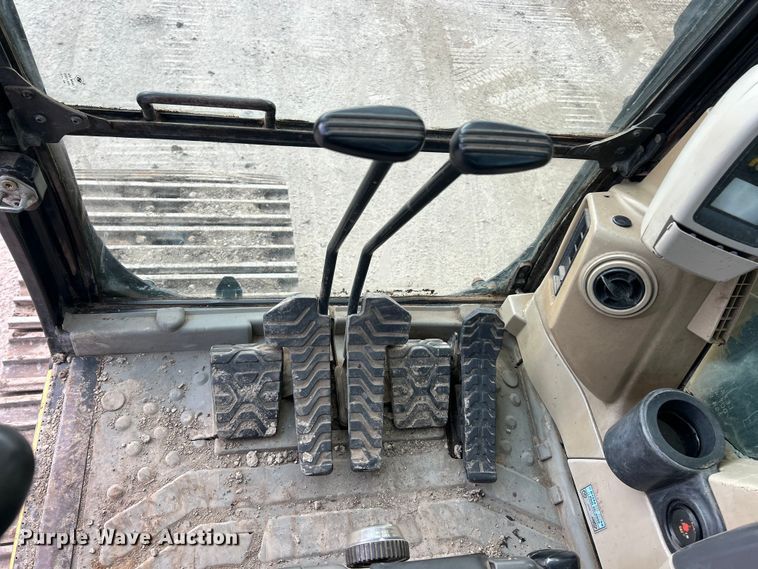 image for item FC5077 2005 Caterpillar 322C L excavator