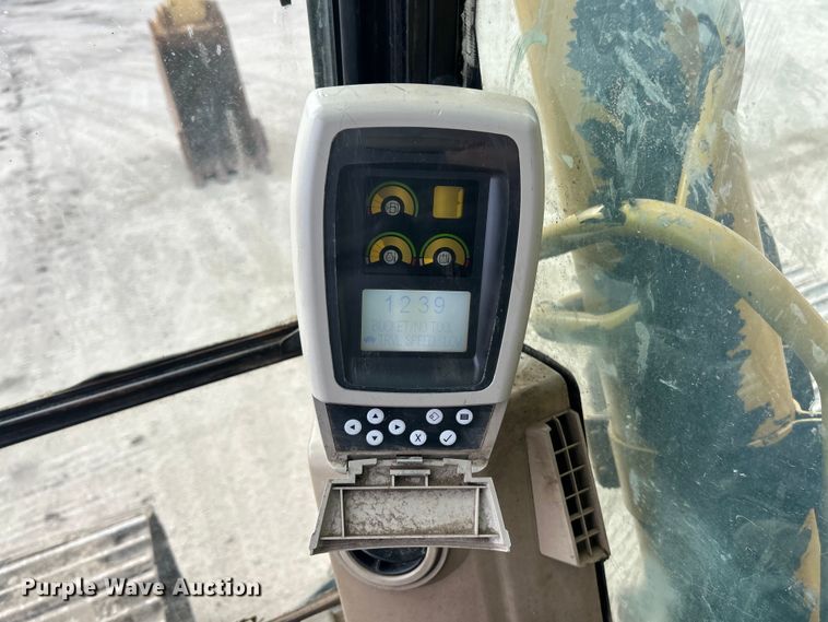 image for item FC5077 2005 Caterpillar 322C L excavator