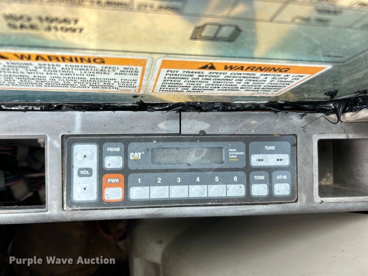 image for item FC5077 2005 Caterpillar 322C L excavator