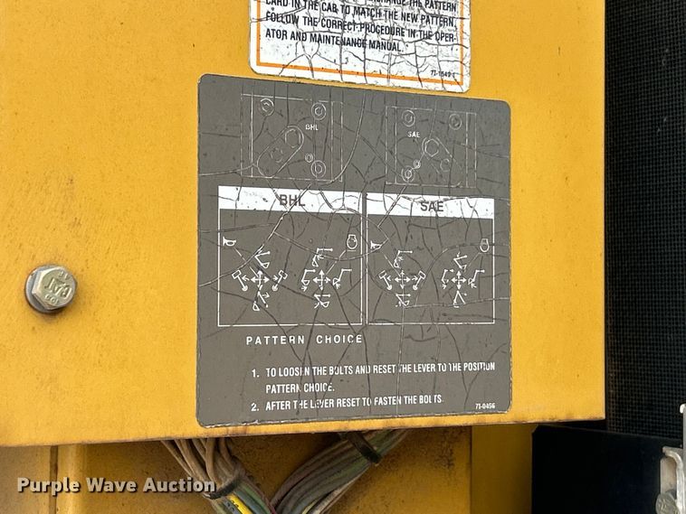 image for item FC5077 2005 Caterpillar 322C L excavator