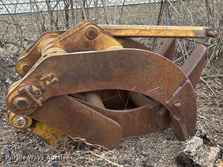 image for item FC5079 Rockland excavator grapple