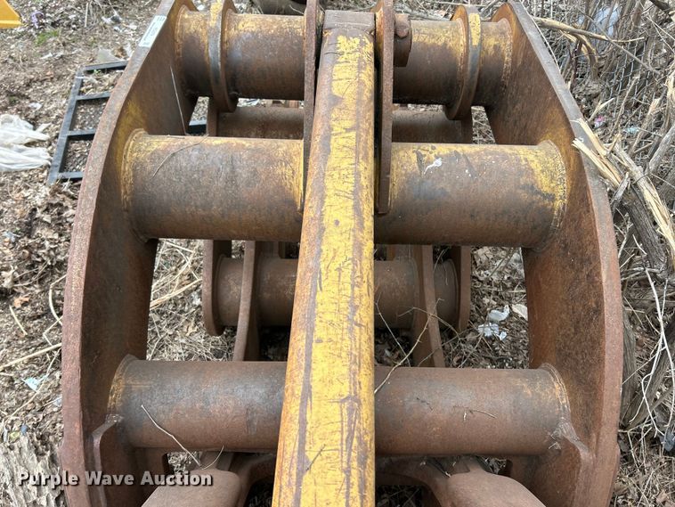 image for item FC5079 Rockland excavator grapple