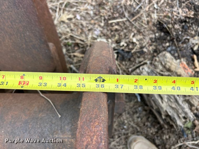 image for item FC5079 Rockland excavator grapple