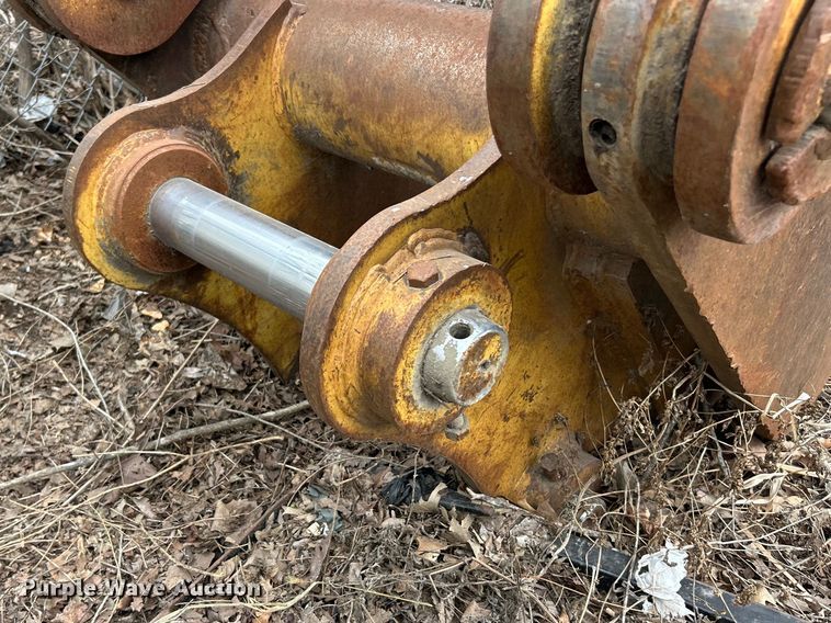 image for item FC5079 Rockland excavator grapple