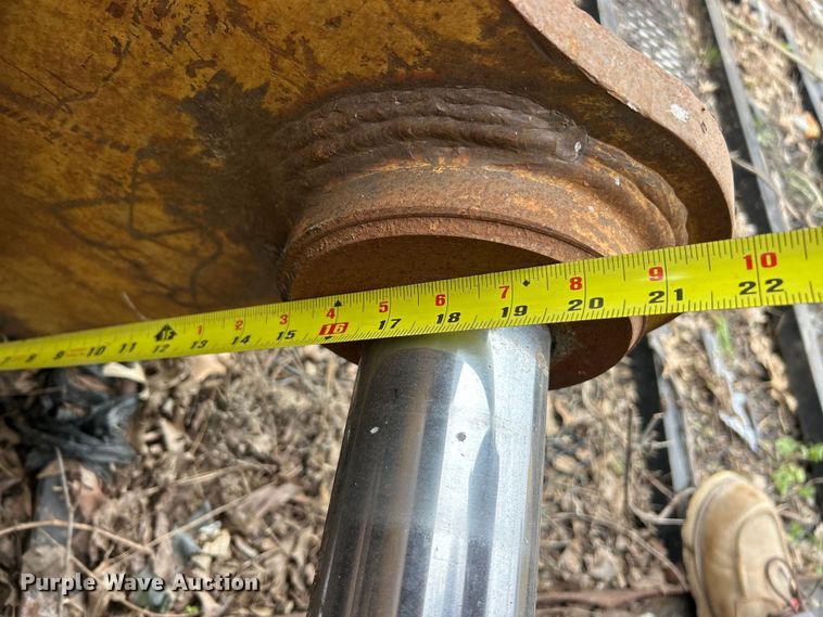 image for item FC5079 Rockland excavator grapple