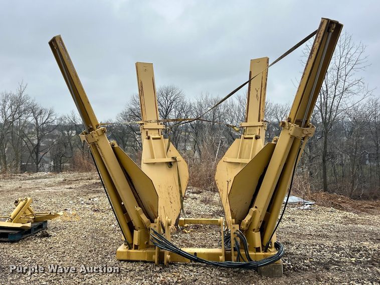 image for item FC5107 Vermeer TS44 tree spade