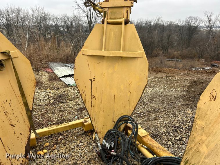 image for item FC5107 Vermeer TS44 tree spade