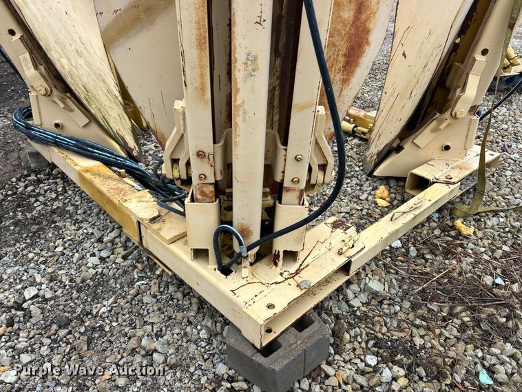 image for item FC5107 Vermeer TS44 tree spade