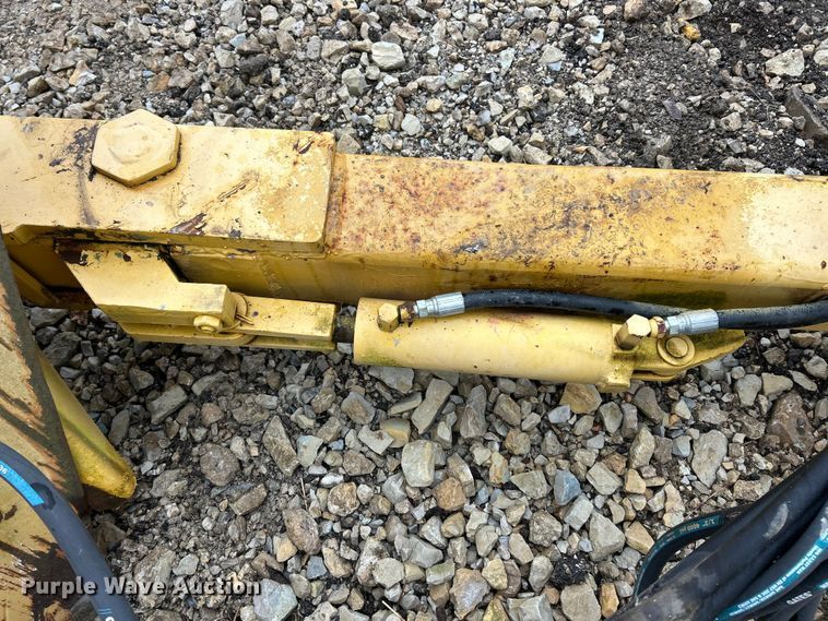 image for item FC5107 Vermeer TS44 tree spade