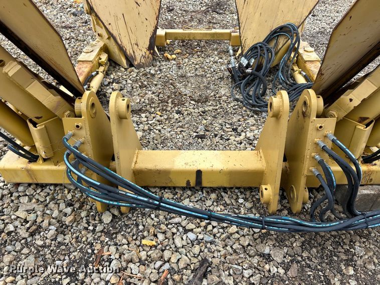 image for item FC5107 Vermeer TS44 tree spade