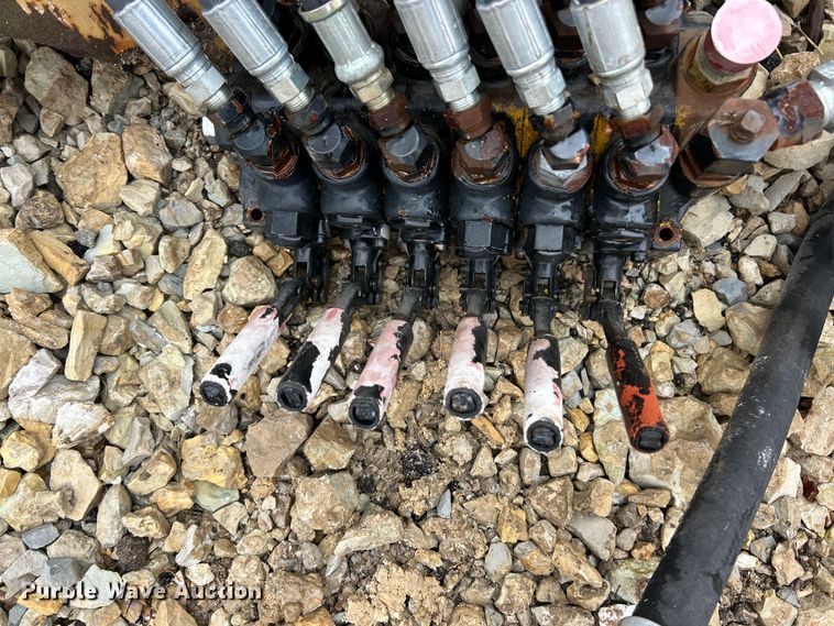 image for item FC5107 Vermeer TS44 tree spade