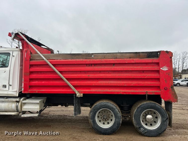 image for item FC5108 2000 Western Star 4800 dump truck