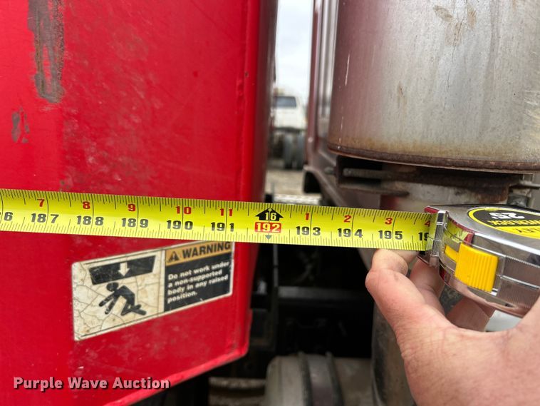 image for item FC5108 2000 Western Star 4800 dump truck