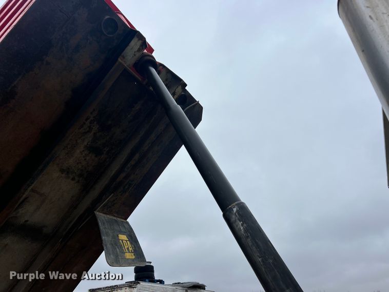 image for item FC5108 2000 Western Star 4800 dump truck