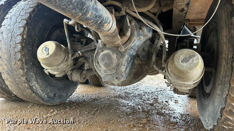 image for item FC5108 2000 Western Star 4800 dump truck