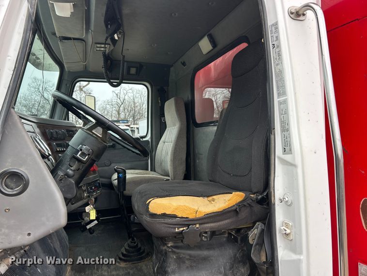 image for item FC5108 2000 Western Star 4800 dump truck