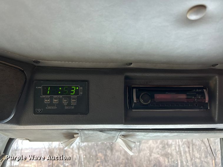 image for item FC5108 2000 Western Star 4800 dump truck