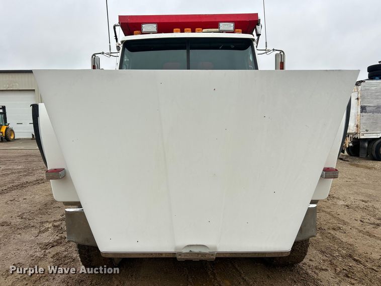 image for item FC5108 2000 Western Star 4800 dump truck