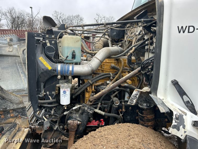 image for item FC5108 2000 Western Star 4800 dump truck