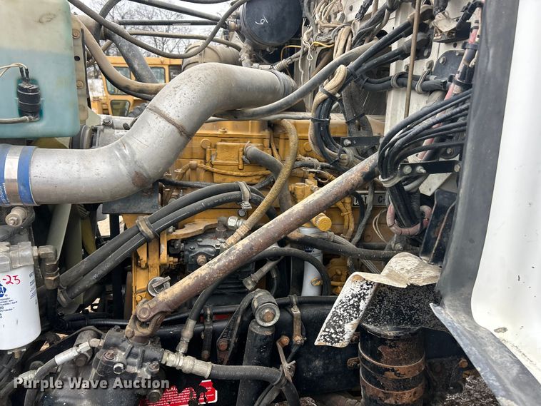 image for item FC5108 2000 Western Star 4800 dump truck